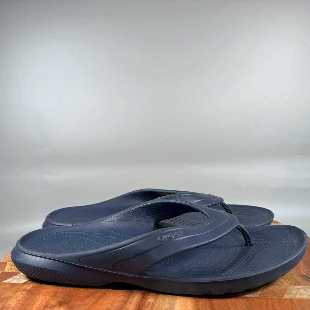Crocs Kadee II Flip Flop Navy Blue Mens 10 Womens 12 Casual Thong Sandals